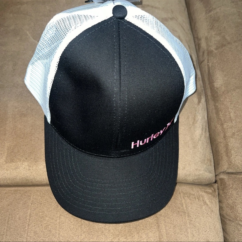 Hurley Corp Staple TAKA HNHM0006-RT Black White Pink Logo One Size